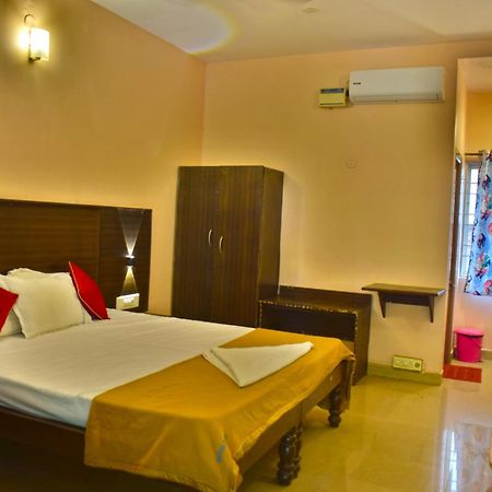 Jains Royal Palace Resorts Yelagiri Bagian luar foto