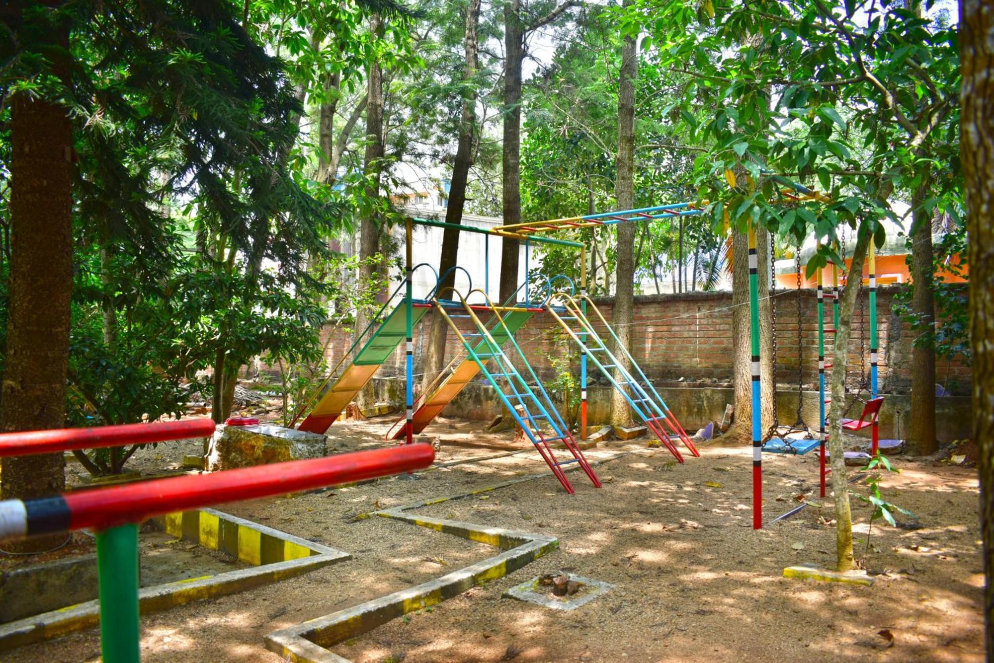 Jains Royal Palace Resorts Yelagiri Bagian luar foto