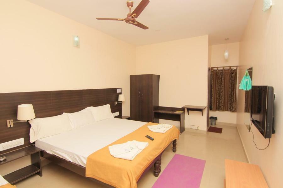 Jains Royal Palace Resorts Yelagiri Bagian luar foto