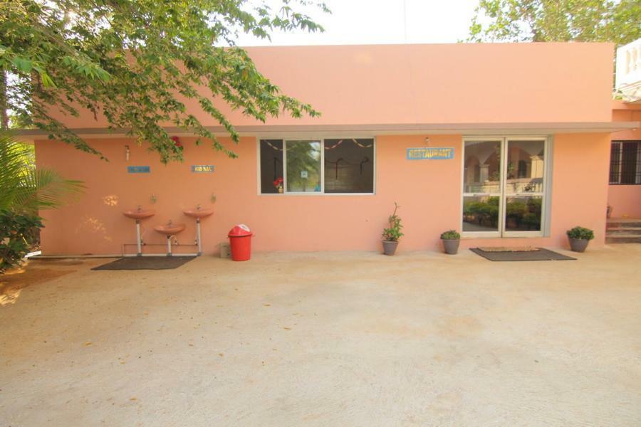 Jains Royal Palace Resorts Yelagiri Bagian luar foto